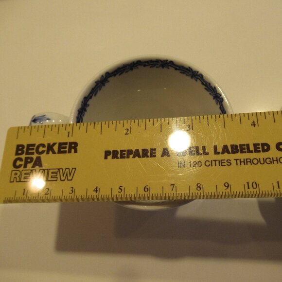 Staffordshire Ridgway Cup & Saucer Clifton England Blue White Scalloped Set of 2 - Picture 14 of 14